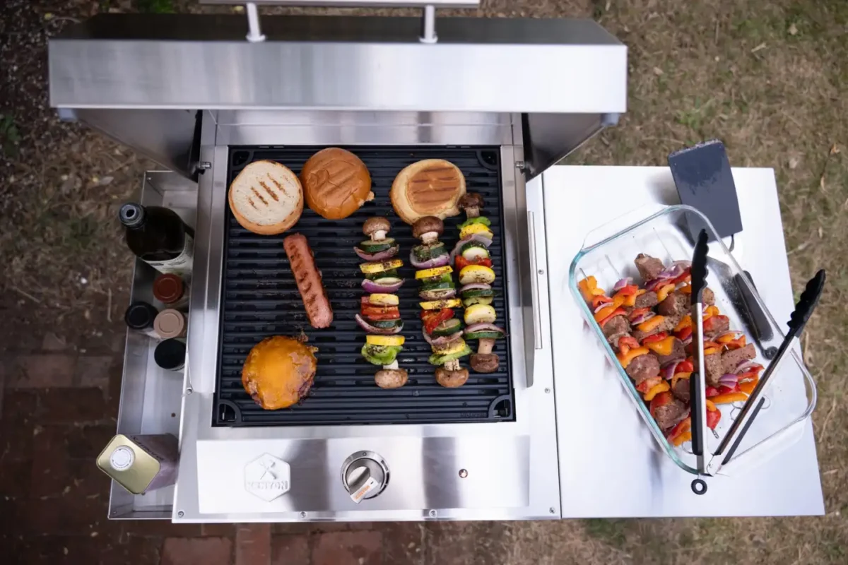 Kenyon Argentina Parrillas Eléctricas - Brochetas listas para servir