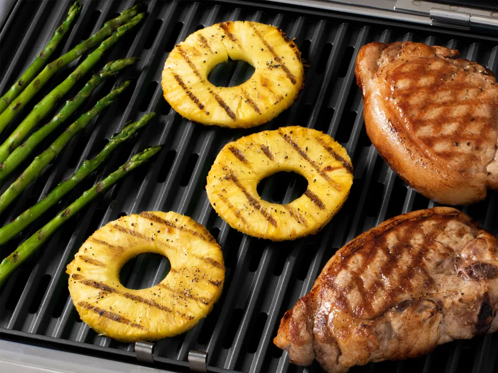 Kenyon Argentina Parrillas Eléctricas - Ananá y vegetales grillados