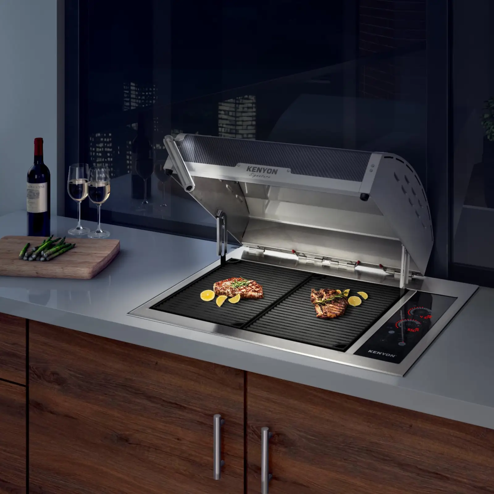 Kenyon Argentina Parrillas Eléctricas - Parrilla empotrada en uso nocturno