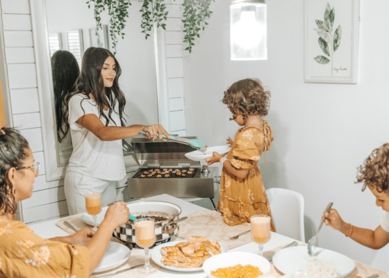 Kenyon Argentina parrillas electricas portables cocinando-en-interior