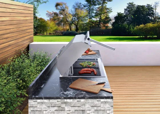 Kenyon Argentina parrillas eléctricas empotrables - Cocina moderna en jardín