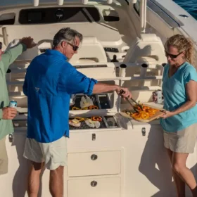 Kenyon Argentina parrillas eléctricas empotrables - Compartiendo en familia en la cubierta