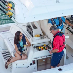 Kenyon Argentina parrillas eléctricas empotrables - Cocinando en familia en yate